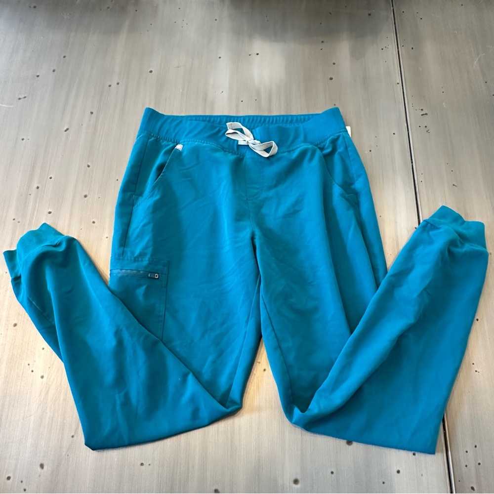 Figs Pacific Blue Zamora Jogger Scrub Pants size Medium Tall M/T